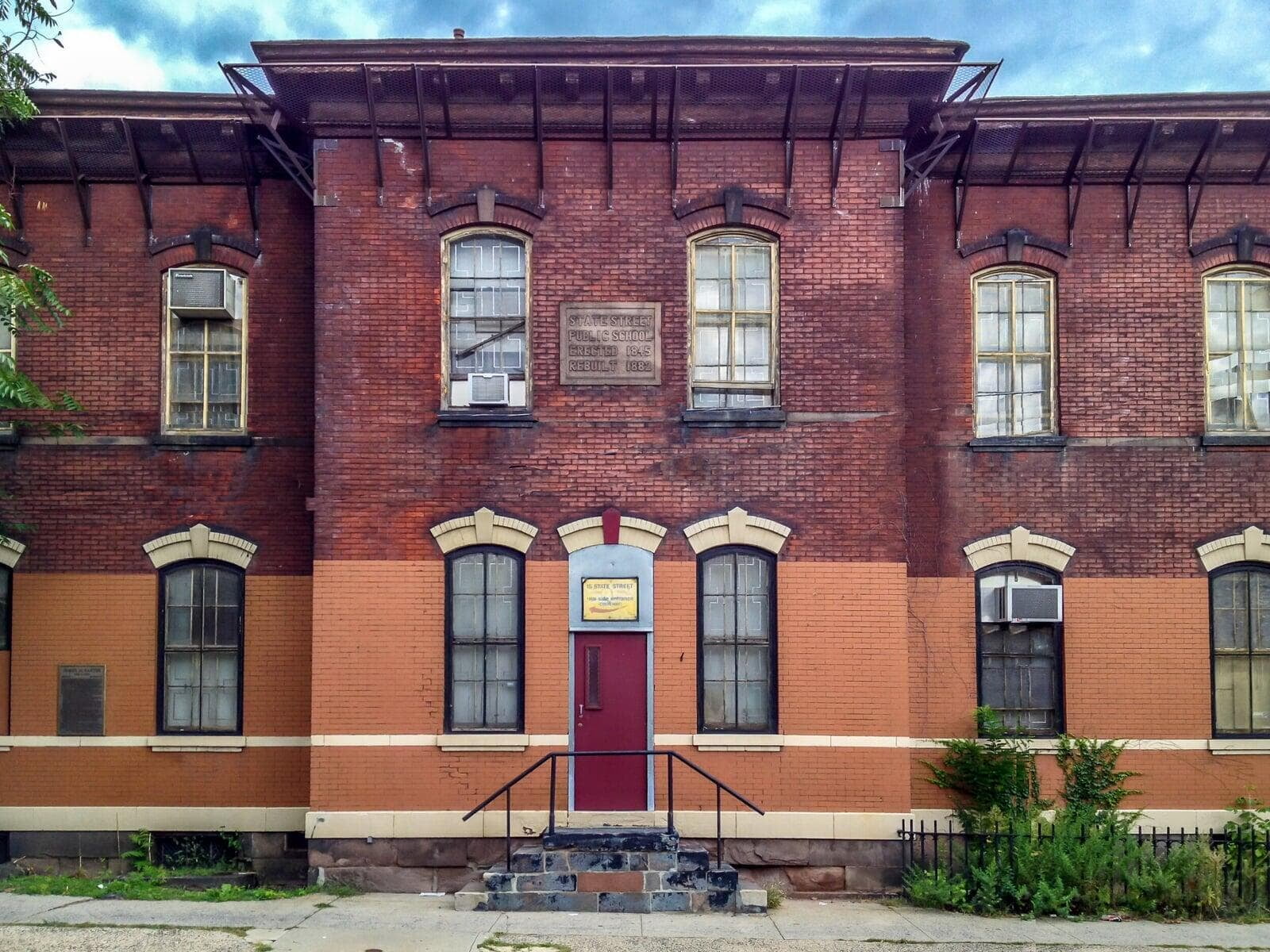 Honoring rich legacy of Newark schools